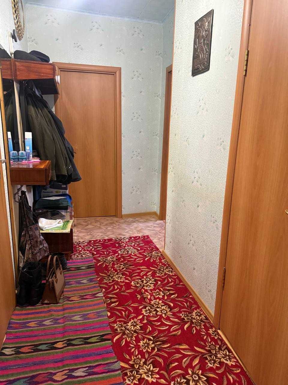 Продам двухкомнатную квартиру в районе КЖБИ