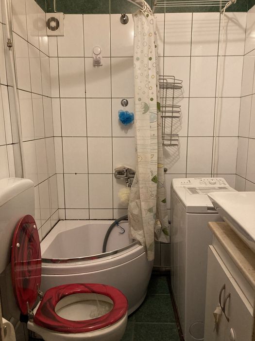 Inchiriez Apartament de 2 camere parcul central