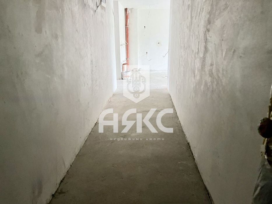 Продава се Двустаен апартамент в София, Малинова долина - 110 кв.м за 1300 €/кв.м - Снимка #3