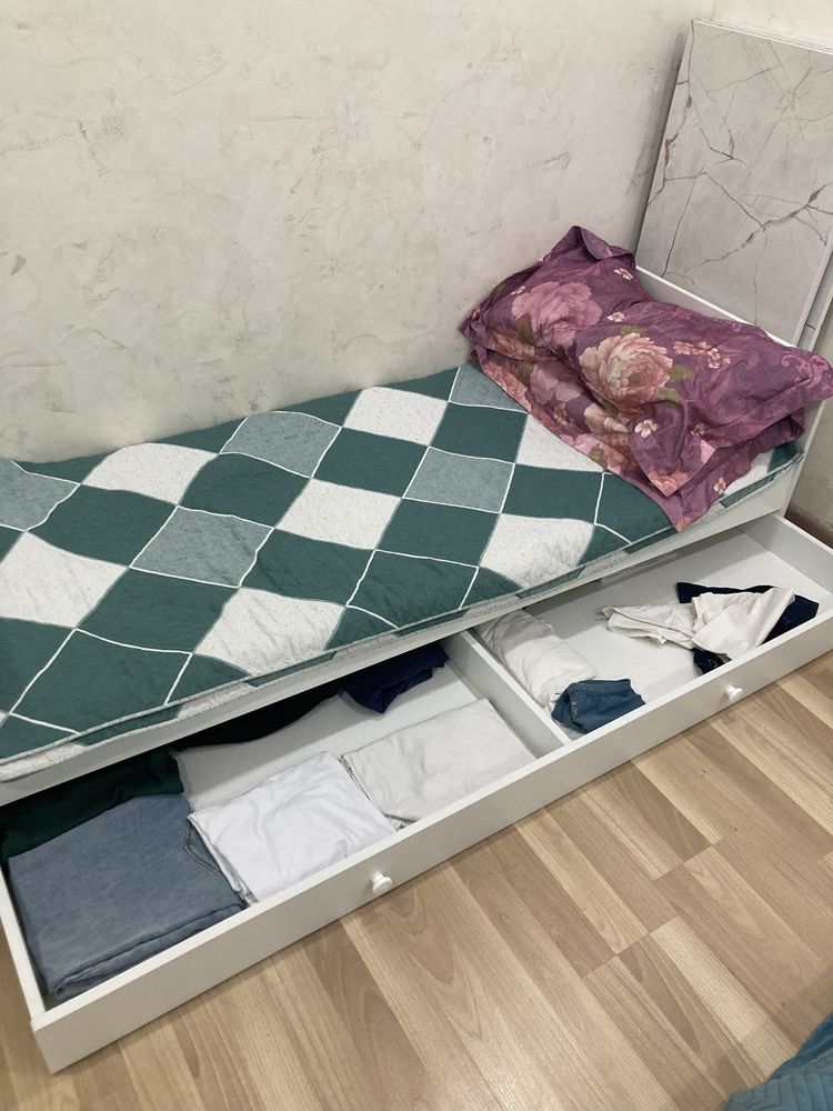 Манеж кровать тумб. Ходунок в подарок