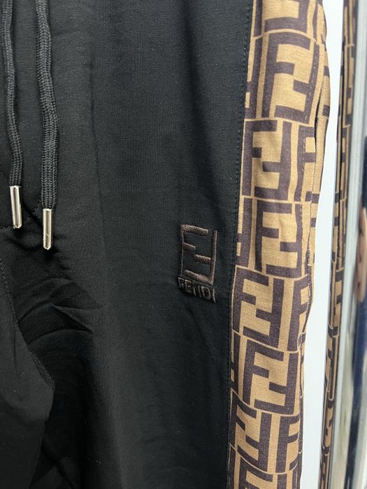 Compleu FENDI super calitate