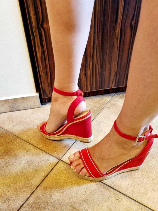 Sandale sexy de vara rosii cu platforma