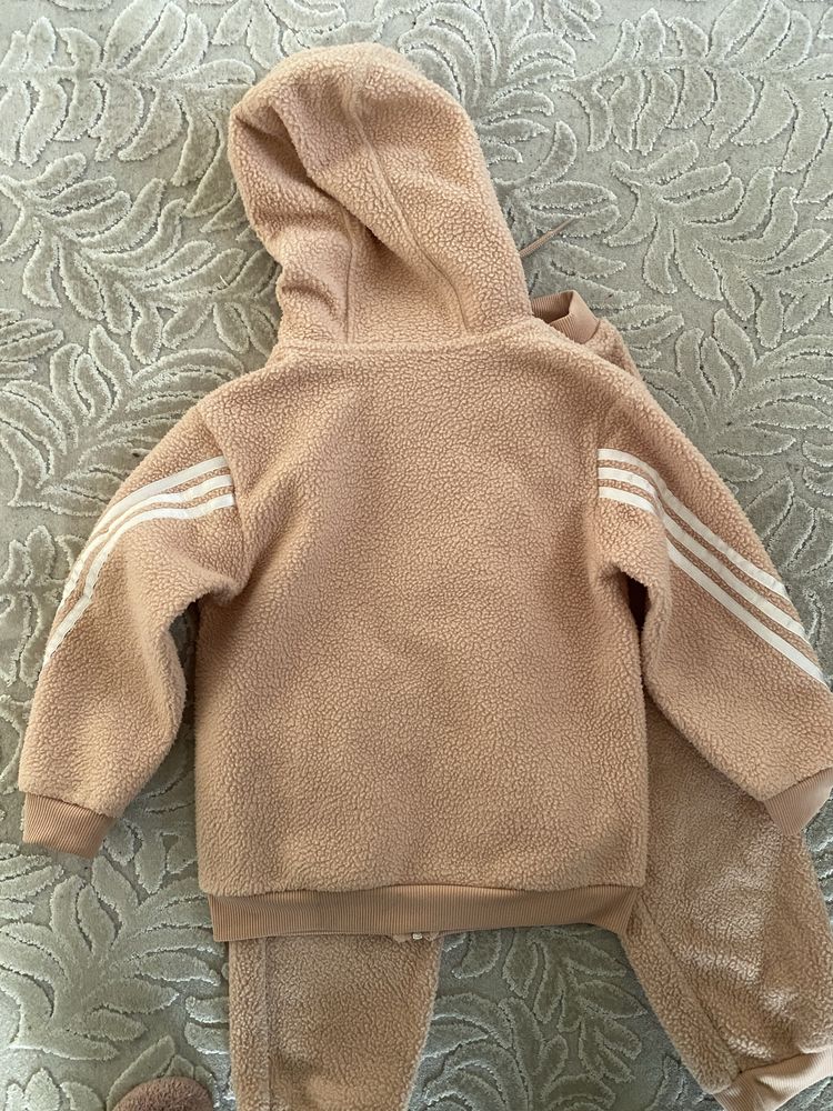 Детски екип/ анцуг Adidas, размер 3-4г 104см