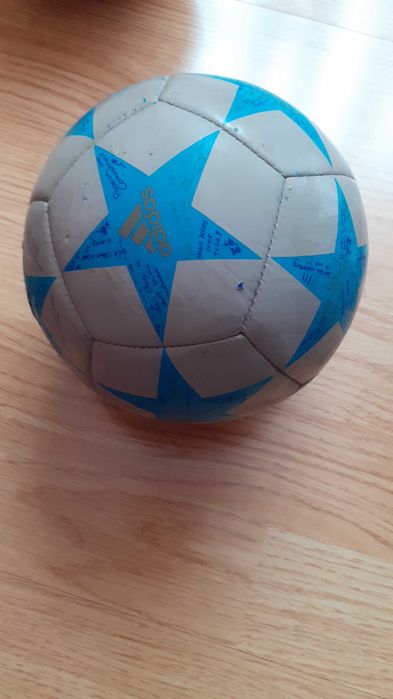 Mingi de joc handbal sau altceva