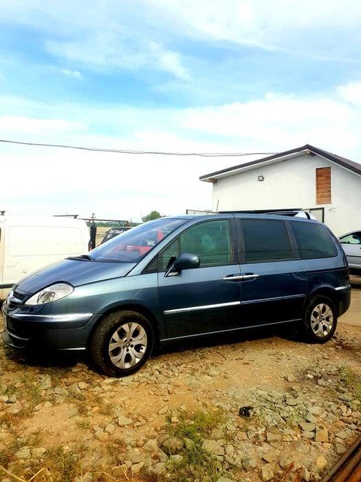 Dezmembrez Citroen C8 2.2 benzina 16 V, 2.0 hdi, 2.2 HDI , an 2004
