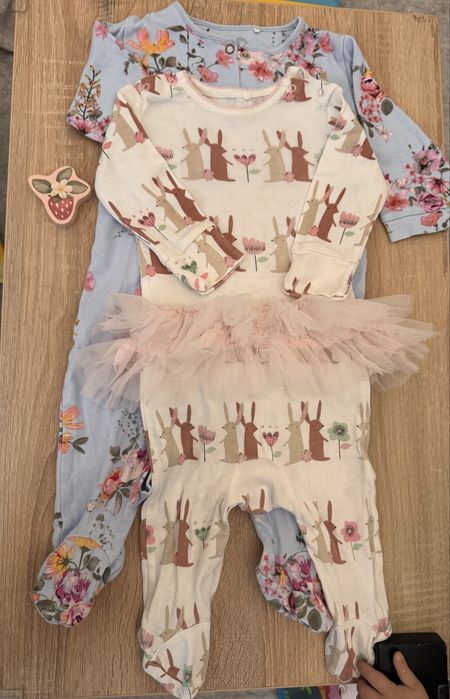 Set 2 pijamale bebe Next 9-12 luni, marime 80
