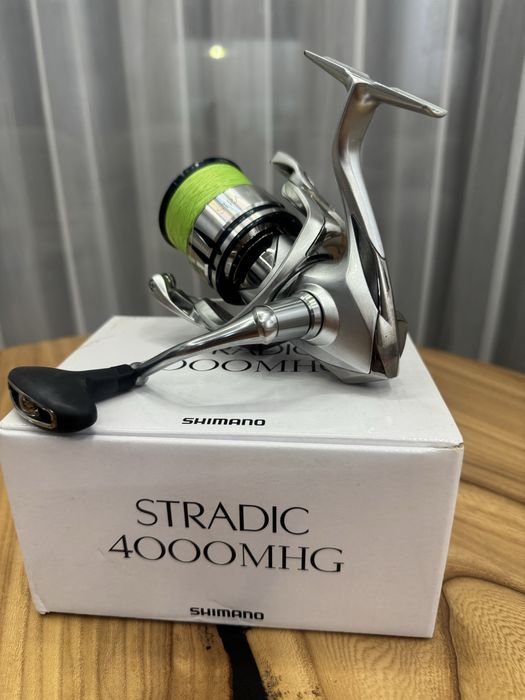 Катушка SHIMANO безынерционная 23 Stradic FM 4000, 6+1BB, 5.8:1