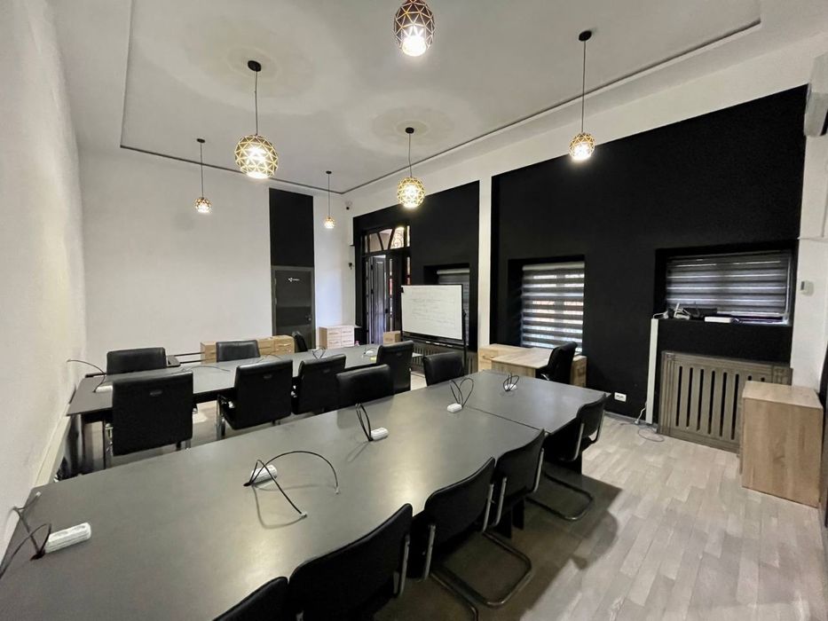 Дархон. Офис. Нижилой