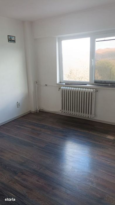 Apartament 2 camere / Zona Liceu Lahovary /