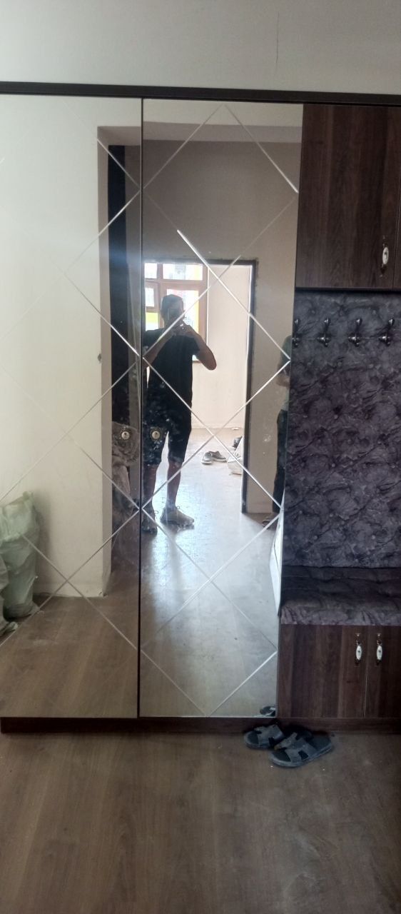 Shkaf sotiladi narxi 3 mln soʼm