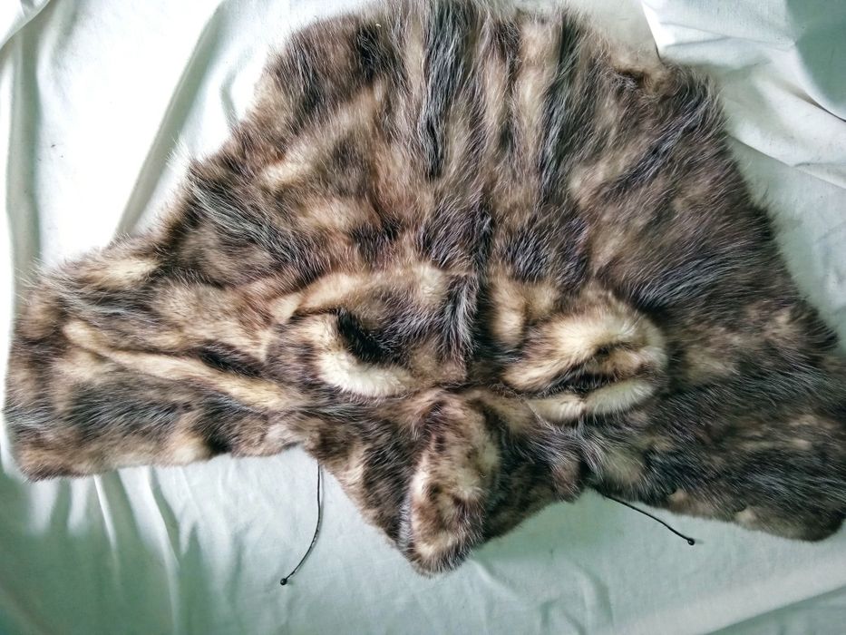 Палантин Греция шёлк внутри и куртки мех натуральный S размер на подро