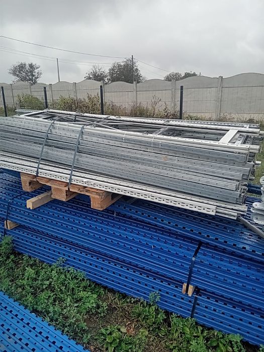 Rafturi metalice industriale