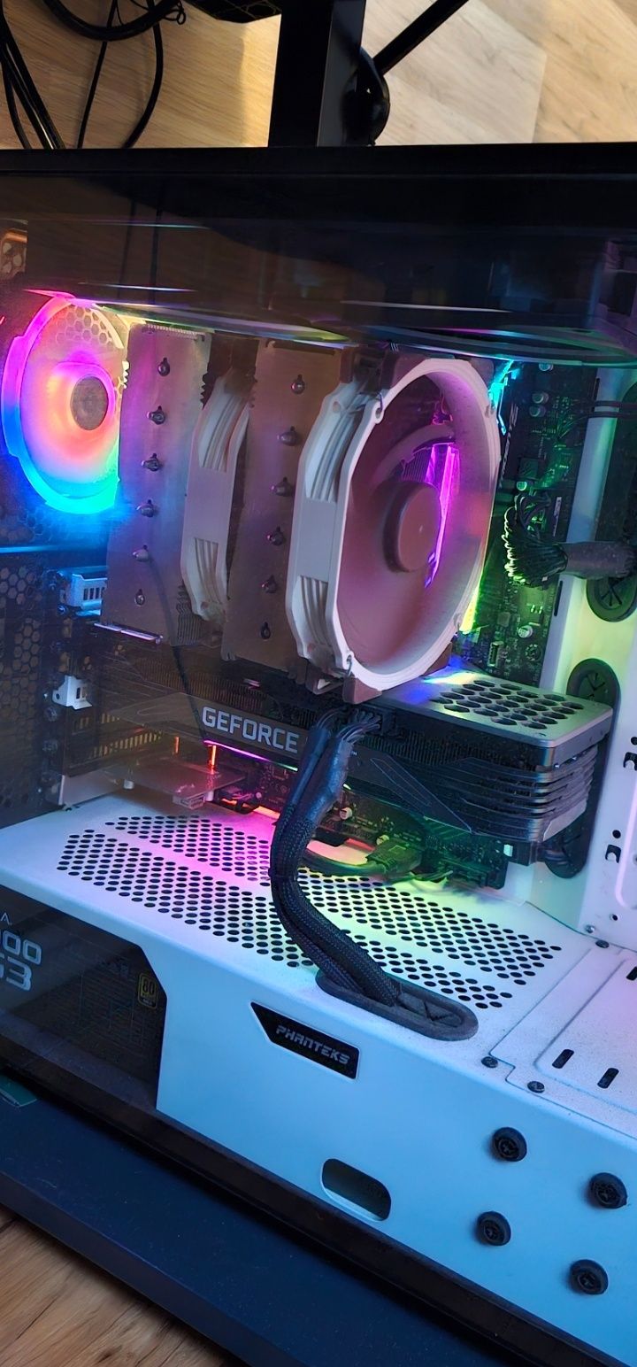 процесор Ryzen 7 5800X3D 5800X3D в Гаранция!! + Дънна платка x570 Aor