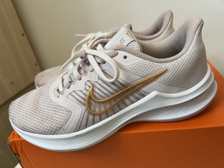Nike Downshifter 11