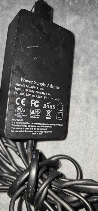 incarcator/alimentator surface pro