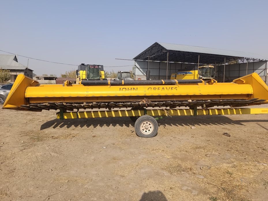 Жатки для уборки подсолнечника ЖСН 7.4 Жатка