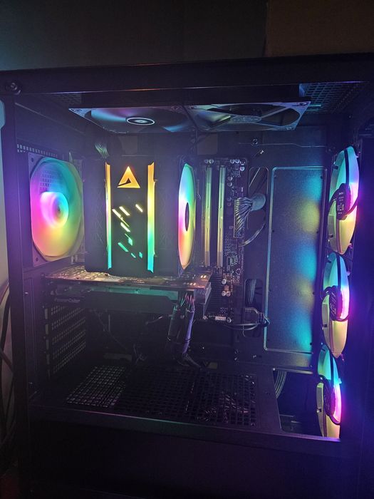 Sistem PC Gaming Ryzen 5 7600 + RX 6600 8Gb, 32gb ram Corsair ...