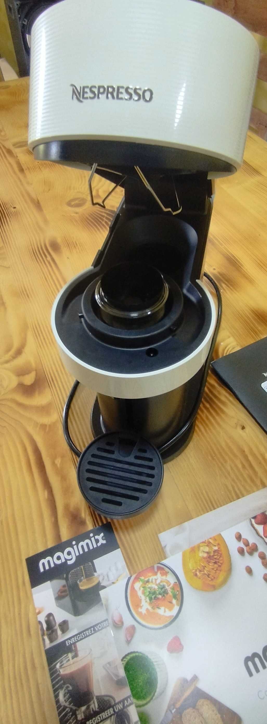 Кафемашина с капсули Nespresso Vertuo Next Krups