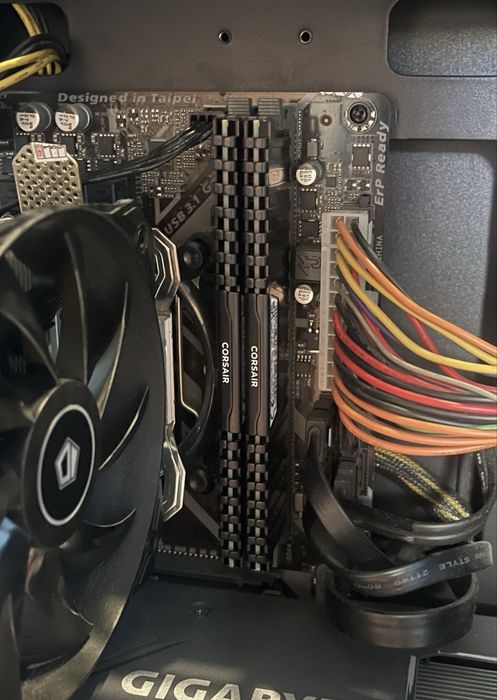 Pc gaming i59500 Rx6600 eagle 32gb ram