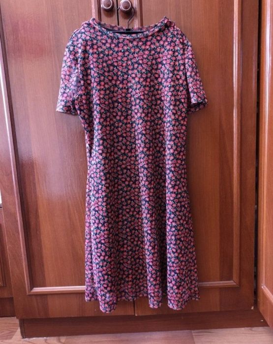 Летние женские платья, так же есть и зимние