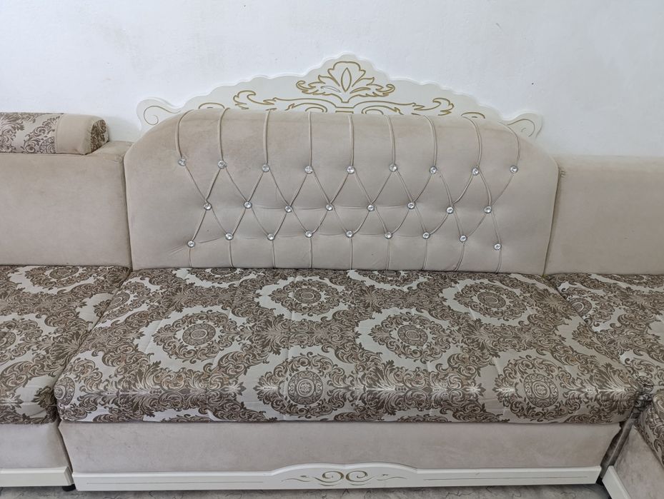 Продам угловой диван