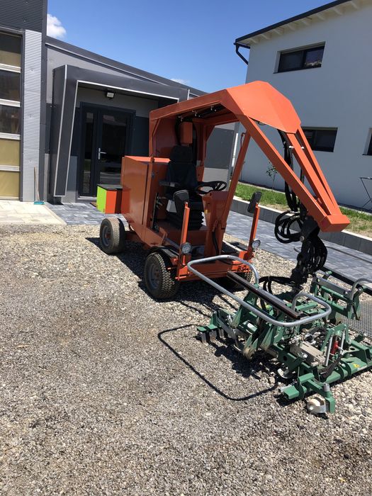 Vand masina de pavaje, accept oferte sau schimburi