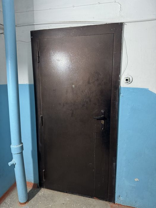 Входная дверь металлическая