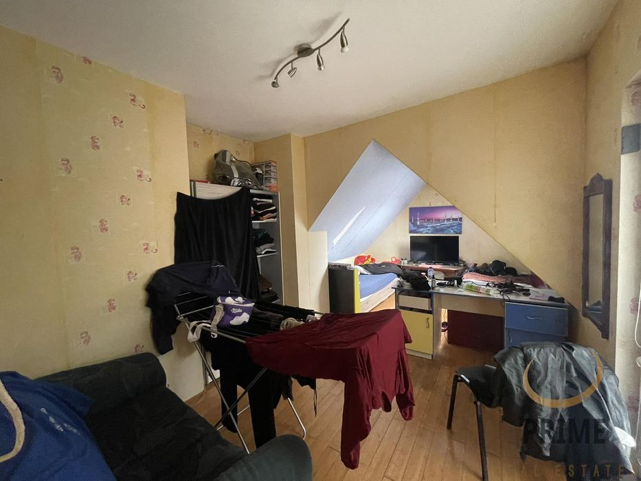 Продава се Тристаен апартамент в Бургас, Възраждане - 120 кв.м за 1125 €/кв.м - Снимка #10