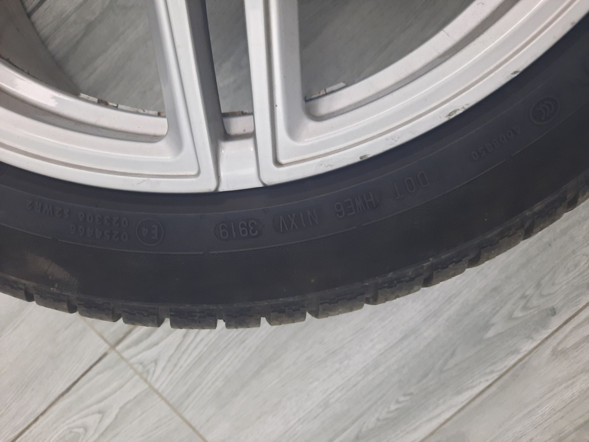 Vand/schimb Jante AUDI cu anvelope de iarna 235/45 R19