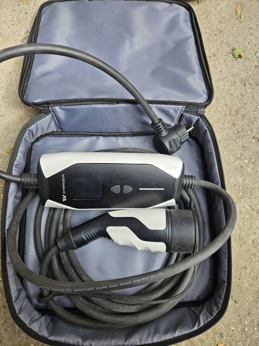 Зарядно 16A s WIFI, type2