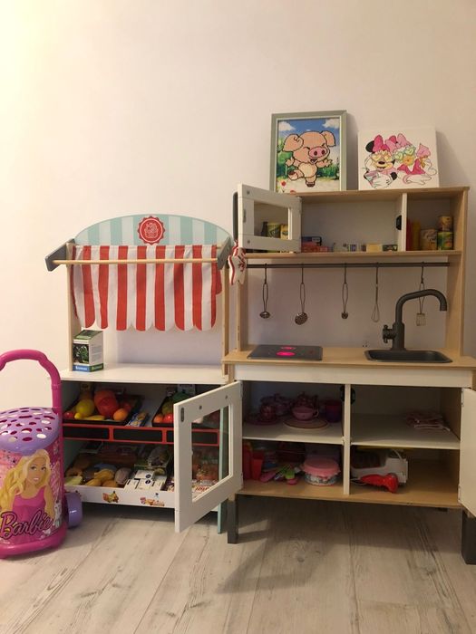 Set jucarii bucatarie si teatru