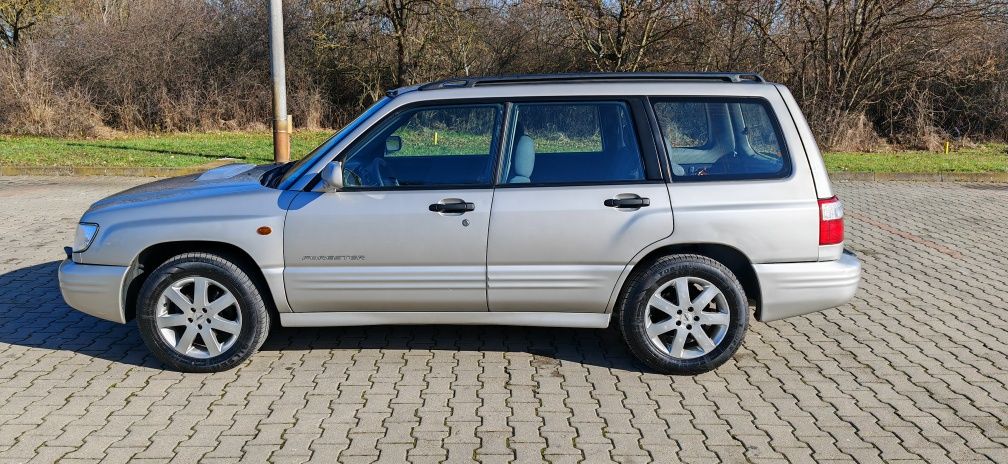 Subaru forester 2000 turbo benzina automat