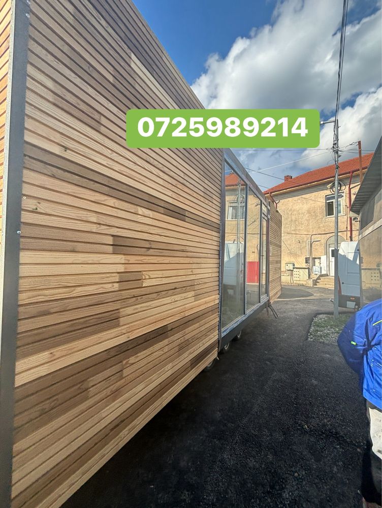 Container modular cu design deosebit lambrium de lemn
