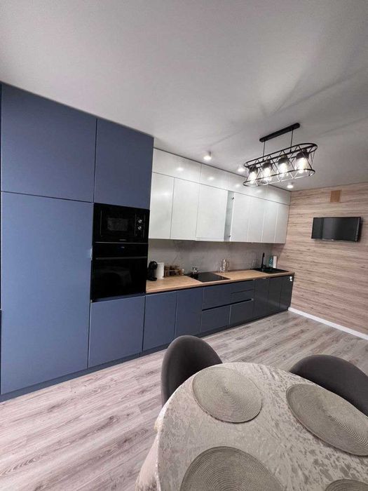 Роскошная трёхкомнатная Береке