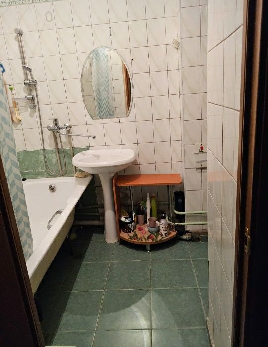 Продам однокомнатную квартиру в кирпичном доме