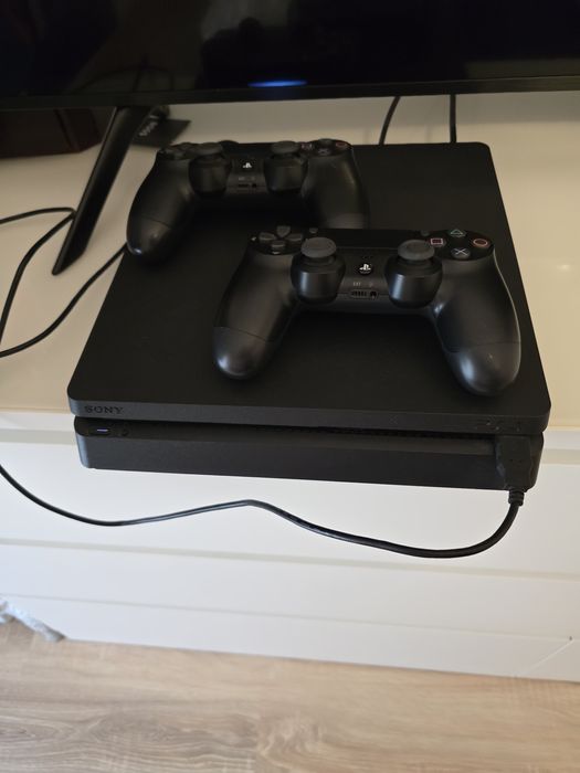 Playstation 4 de vanzare