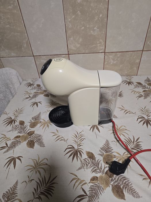 Espressor Dolce Gusto
            Dolce Gusto
            Dolce G