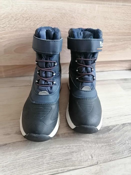 Детски зимни  боти