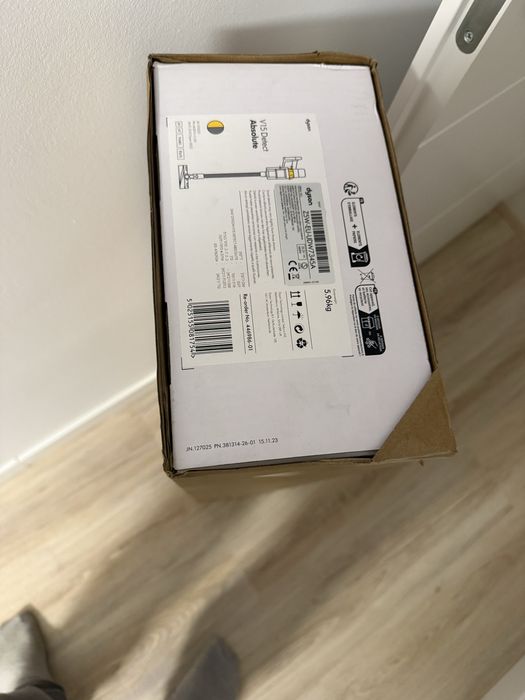 Dyson v15 detect nou sigilat şi garantie