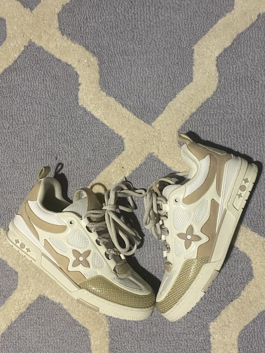 LV skates beige white