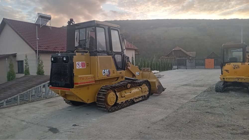 Vand sau schimb Buldozer caterpillar 10 t