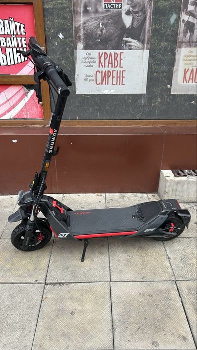 SEGWAY Kick Scooter ZT3 PRO