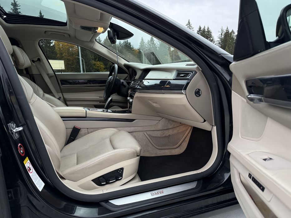 Vand Bmw f01 740i(3.0 biturbo )