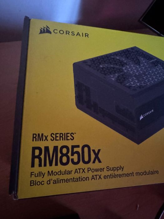 Sursa pc Corsair model RM850x, Cybenetics Gold, ATX 3.1, Full Modulara