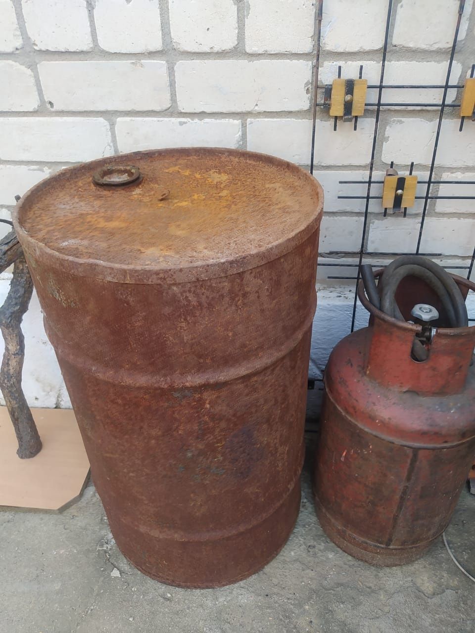 Продам бочку 100 литр