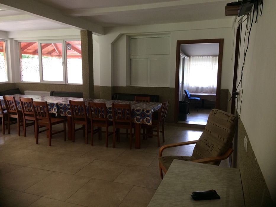 Cabana de inchiriat cu ciubar ,somesul rece .Libera de revelion