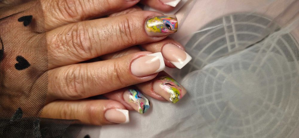 Aplic unghii cu Gel ,Semipermanenta