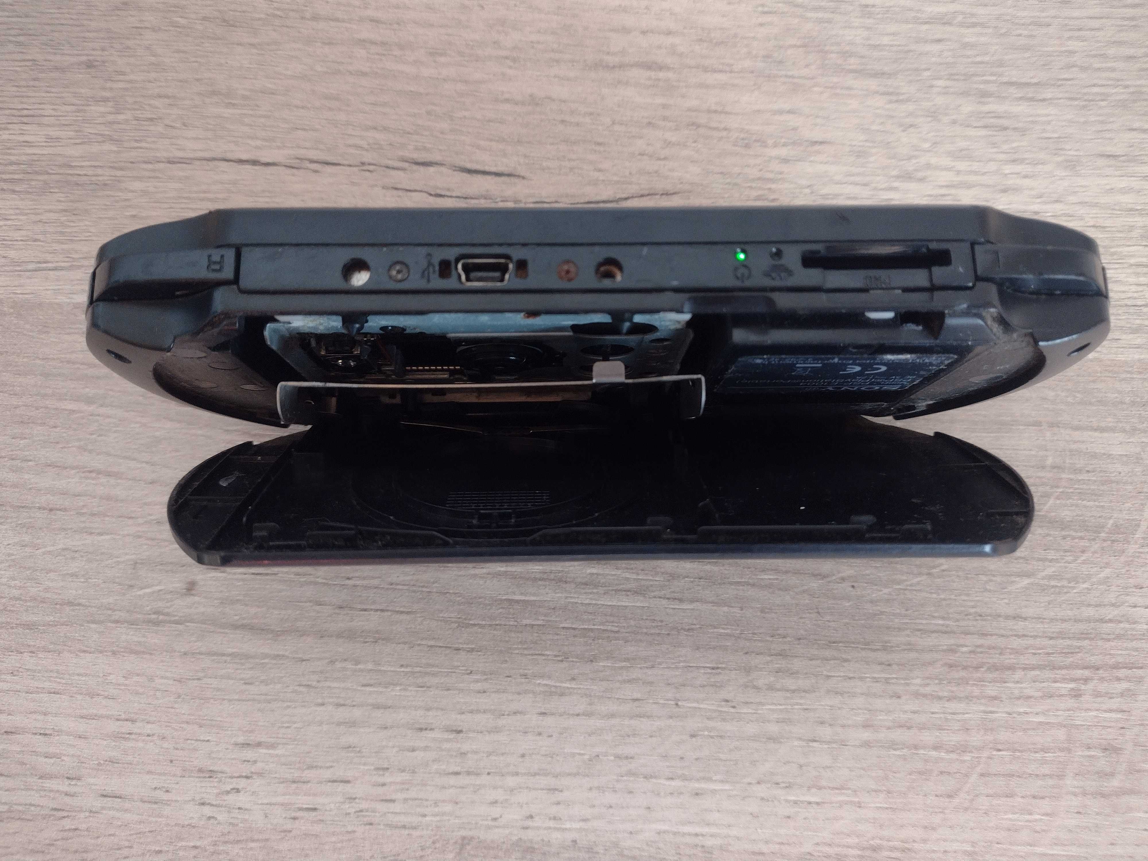 Sony PSP E1004 конзола