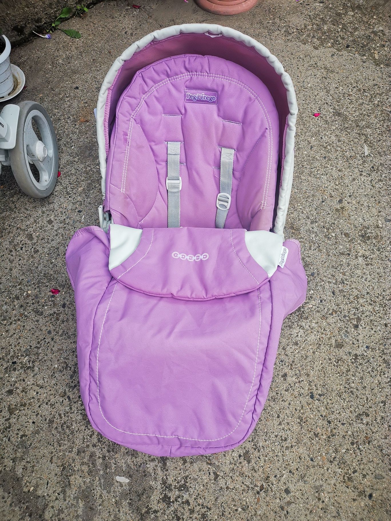 Бебешка количка Peg Perego и Кошче за новородено