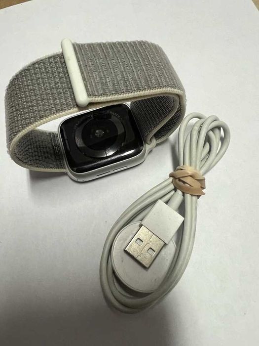 Apple Watch Series 5 44mm